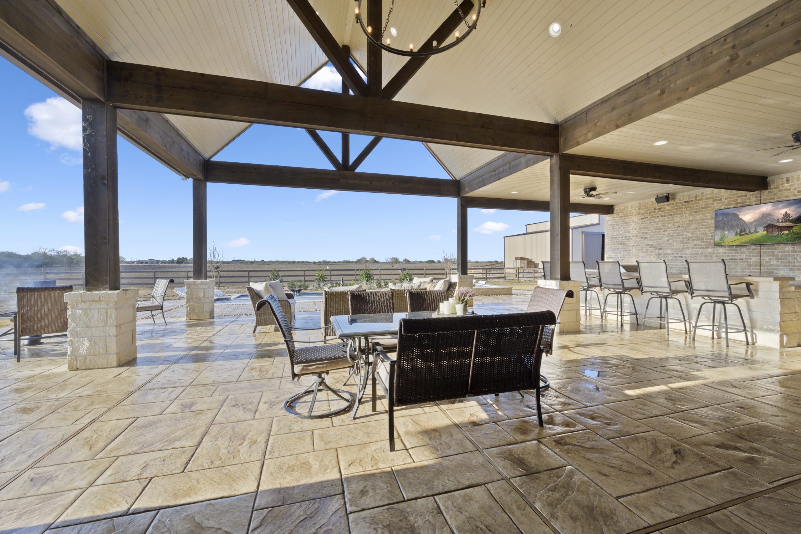 Watts: Custom pool and outdoor living builders in Houston TX
