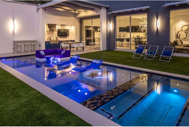 Popular custom pool features in Sugar Land TX